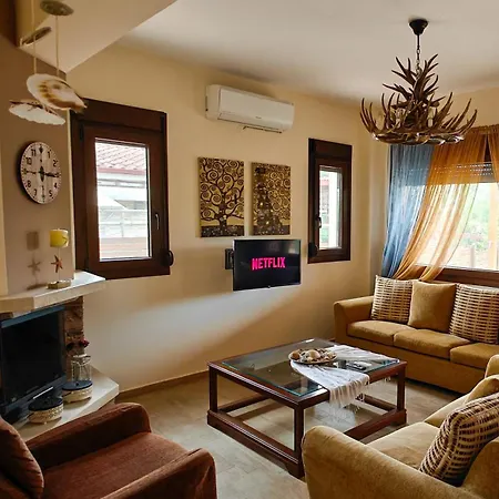 Luxury Konstantina!